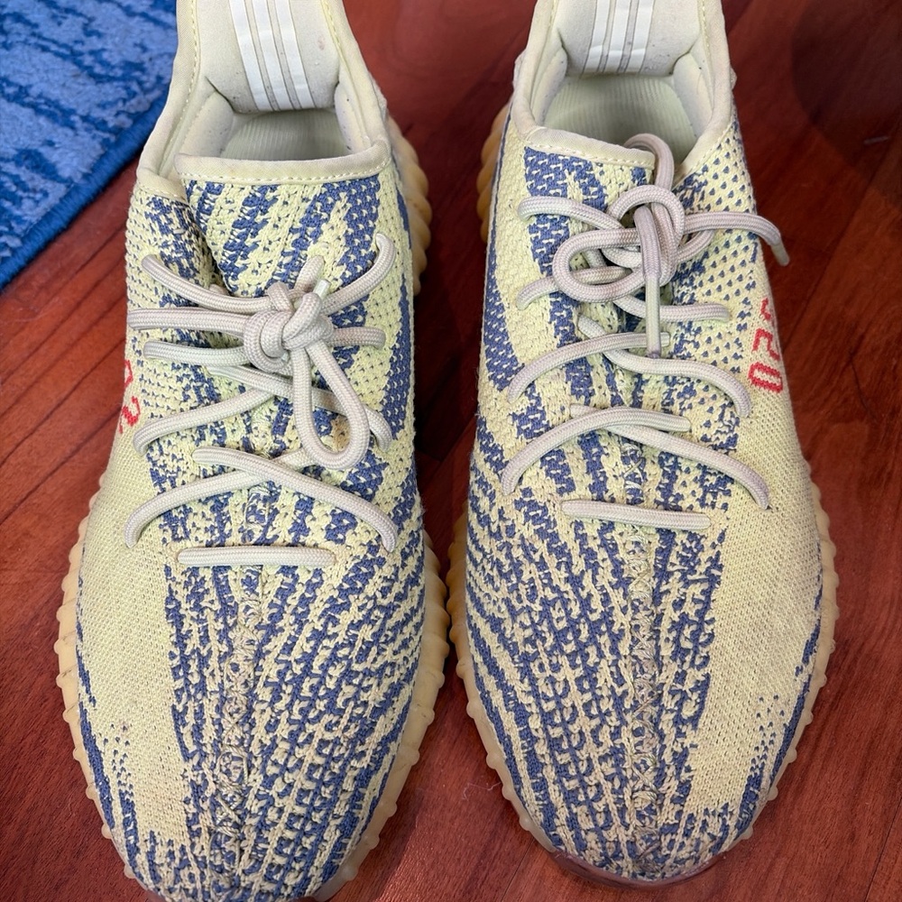 Adidas Yeezy Boost 350 V2 - Yellow - Picture 4 of 8